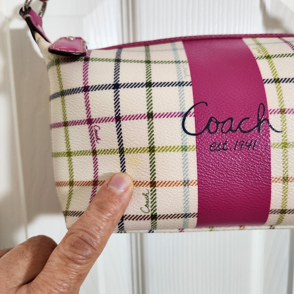 Vintage Coach Hand Bag - Picture 7 of 7